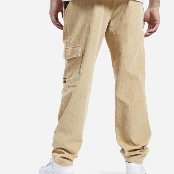 Reebok cargo pants - Picture 2 of 10